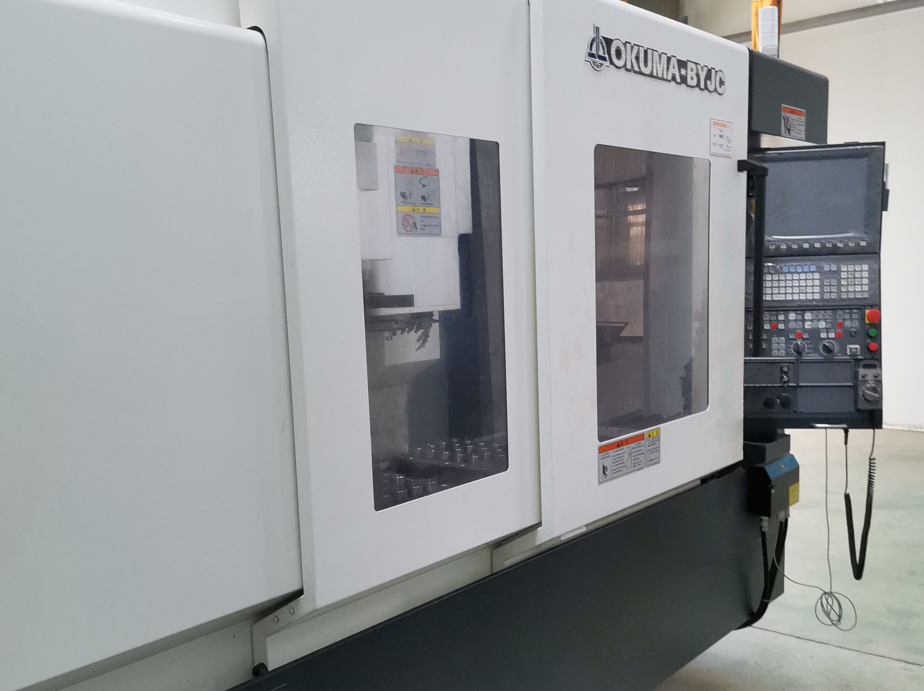 2-2011040U024213.jpg